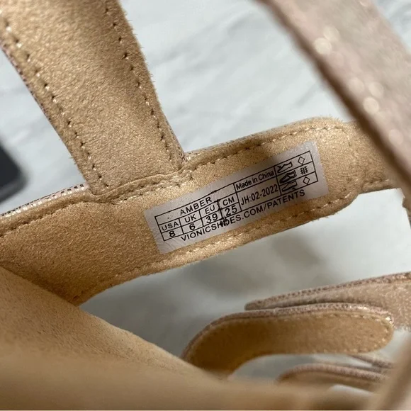 Vionic Amber Adjustable Strap Sandal 8 - Picture 10 of 13